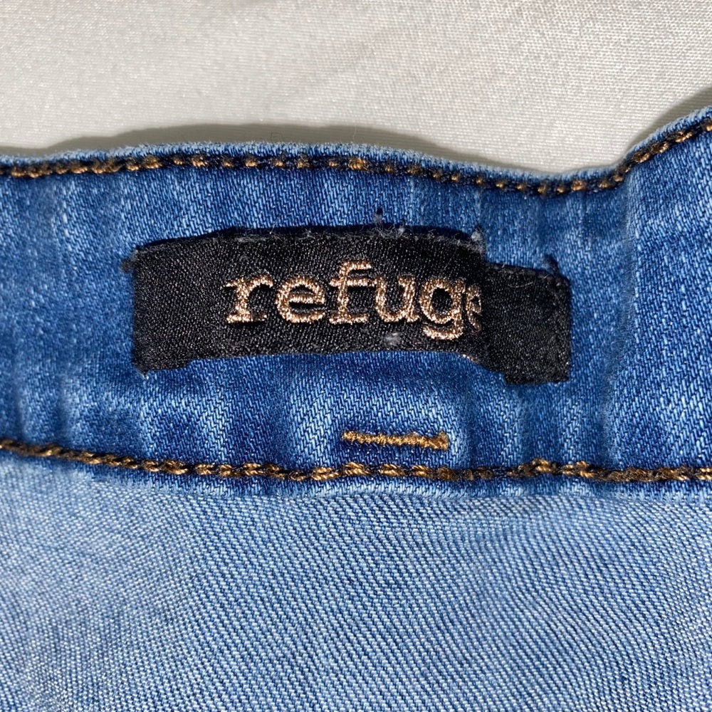 High Rise Jean Shorts - Picture 3 of 4
